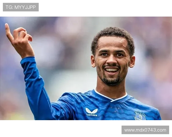 加纳足球明星因伤缺席重要比赛球迷心痛不已