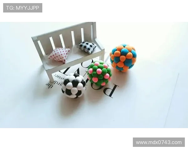 创意手工:足球明星粘土画框制作全攻略,轻松打造个性艺术作品 创意手工:足球明星粘土画框制作全攻略,轻松打造个性艺术作品