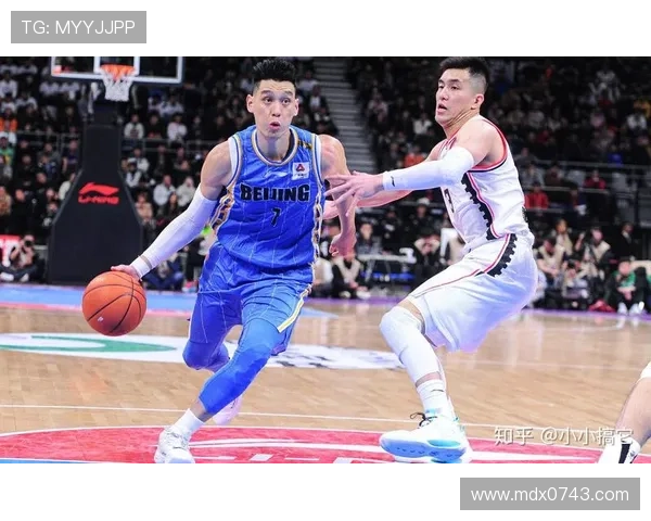 北京篮球队在世锦赛积分榜上以76分稳居首位展现强劲实力 北京篮球队在世锦赛积分榜上以76分稳居首位展现强劲实力